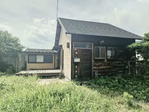 JR駅まで徒歩14分 小さな山小屋風物件 (No.08-2北大河原)