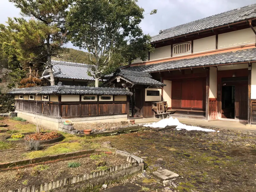 No.495八木町池上の物件