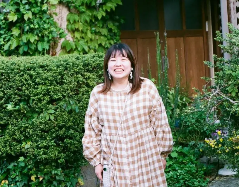 大学卒業後にパートナーと移住、京丹後地域づくり協同組合での経験を生かし酒蔵に就職
