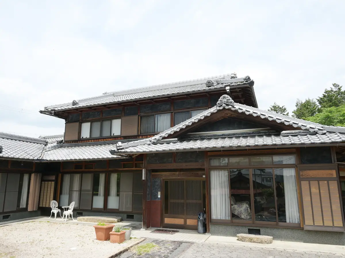 JR駅まで徒歩4分　部屋数が多い広々物件(No.07-5北大河原）