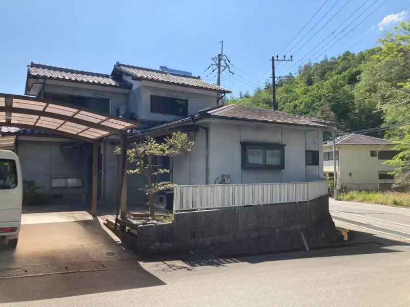 亀岡市薭田野町